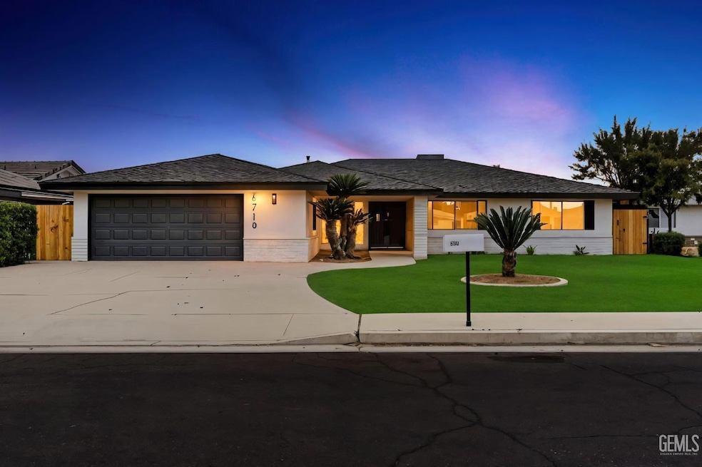 6710 Pinecone Ave, Bakersfield, CA 93308 - photo 1