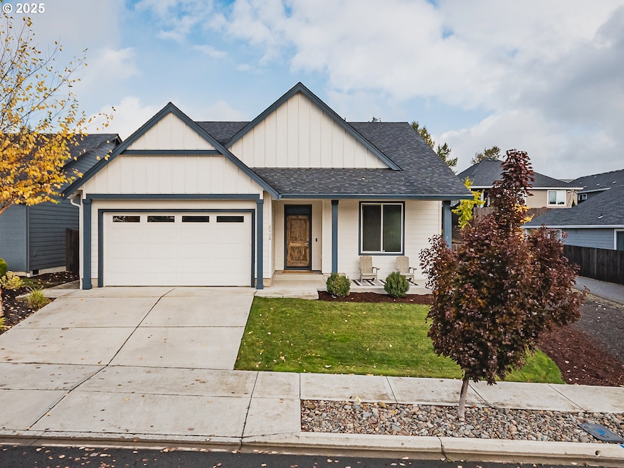 2116 N 3rd Way, Ridgefield, WA 98642 - photo 1