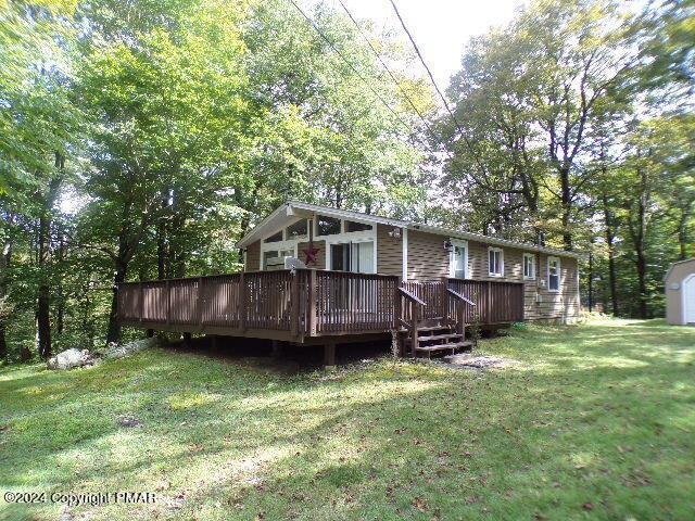 295 Lookout Point Rd, Canadensis, PA 18325 - photo 1