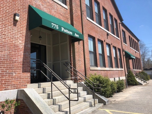 775 Potters Ave unit 2, Providence, RI 02907 - photo 1