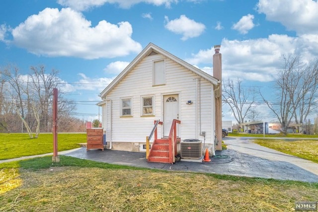 91-93 Lincoln Ave, West Milford, NJ 07480 - photo 1