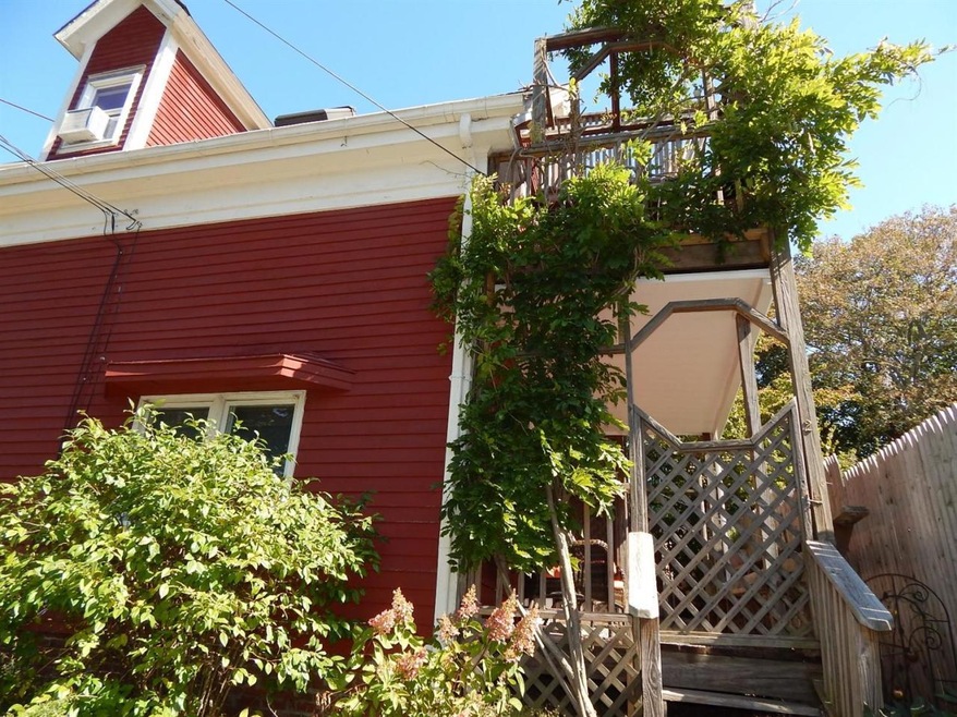 5 Brewster St unit 2, Provincetown, MA 02657 - photo 1