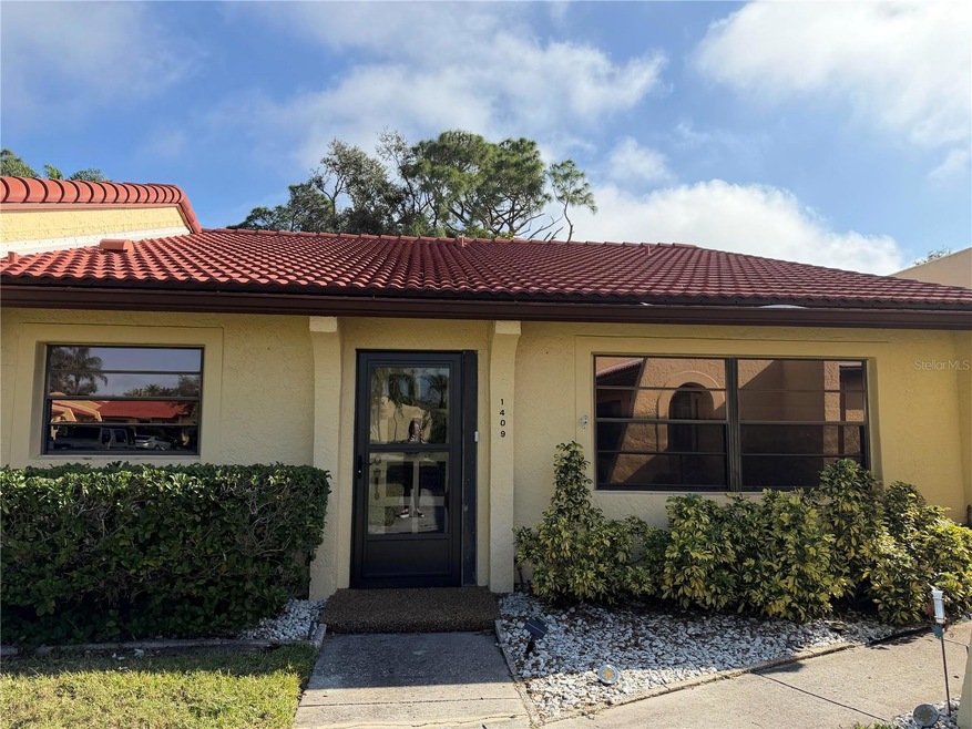1409 56th St W unit CP4, Bradenton, FL 34209 - photo 1