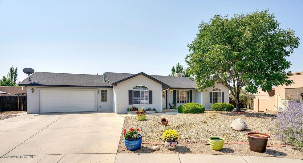 106 Meadow Cir, Bloomfield, NM 87413 - photo 1