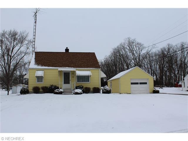 Welcome to 501 W Noble St, a darling 4-bedroom bun