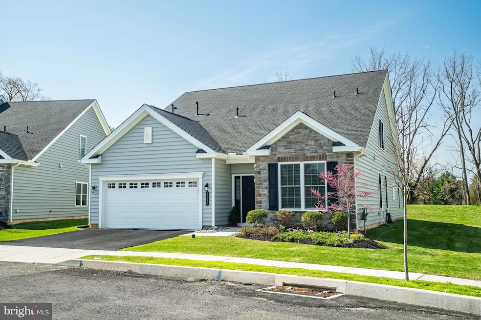 3895 Victors Way, Easton, PA 18045 - photo 1