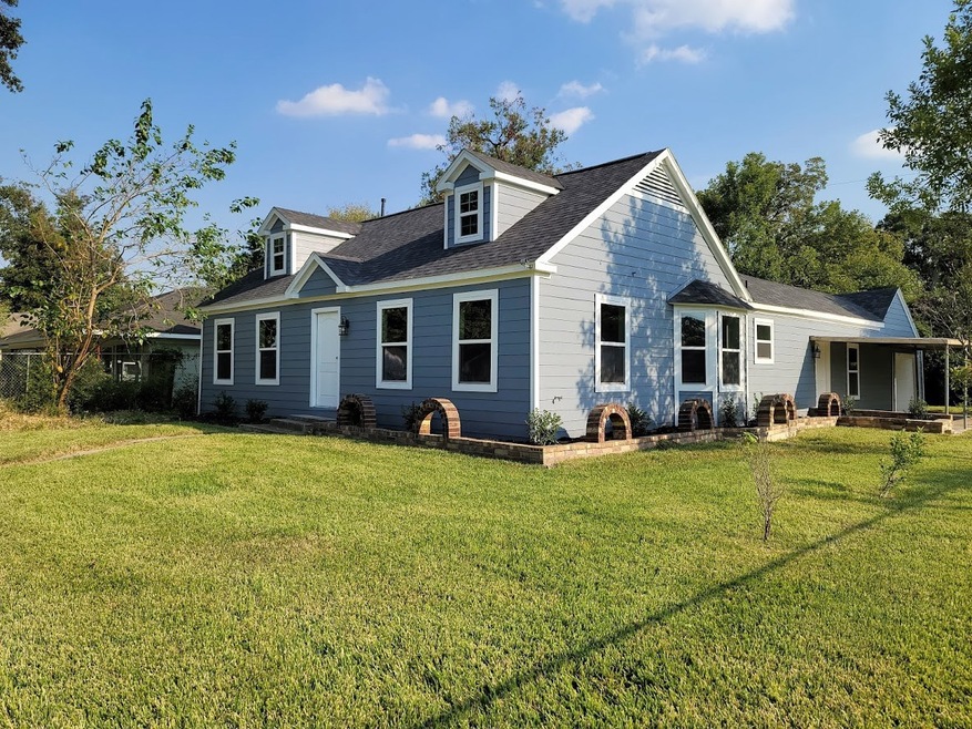 7704 Kingsley St, Houston, TX 77087 - photo 1