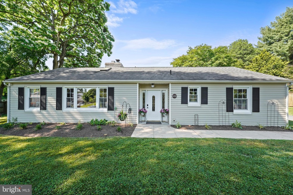 14 Wolf Dr, Silver Spring, MD 20904 - photo 1