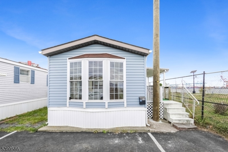 191 W 24th St unit B22, Bayonne, NJ 07002 - photo 1