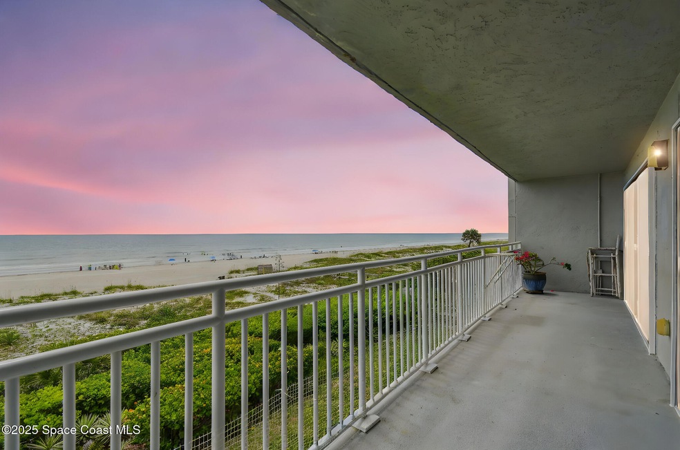 Direct Ocean View_Balcony_day to dusk