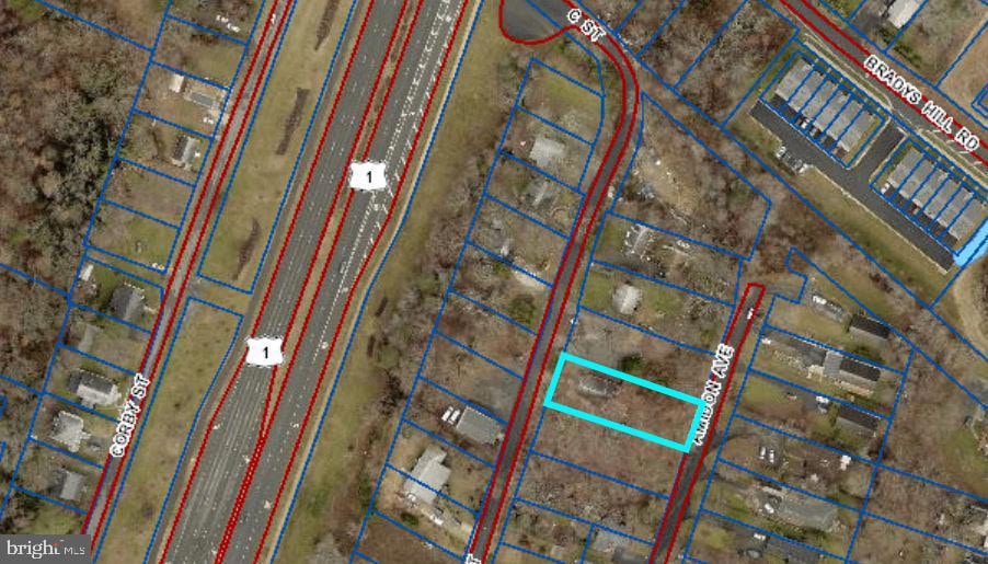 18513 Triangle St, Triangle, VA 22172 - photo 1