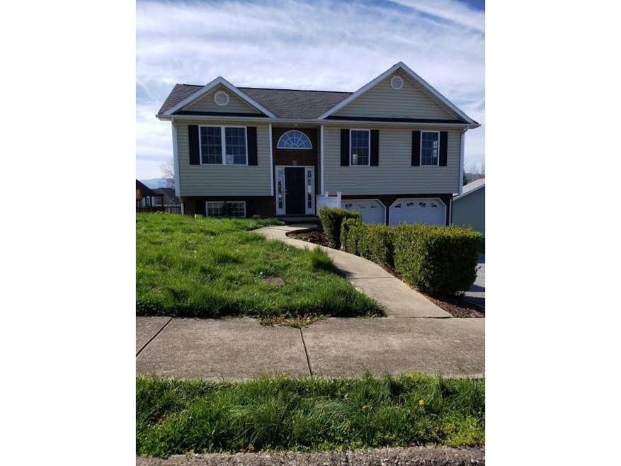 33 Taylor Ridge Ct, Johnson City, TN 37601 - photo 1