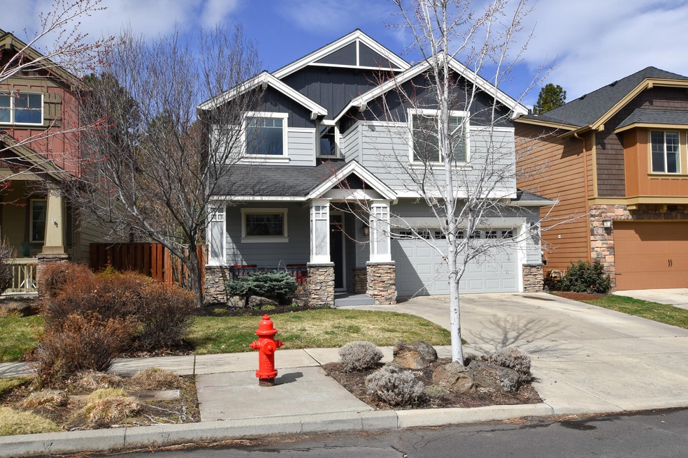 61277 Dayspring Dr, Bend, OR 97702 - photo 1