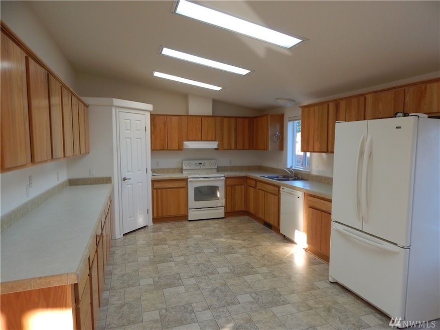 903 Mt Villa Dr, Enumclaw, WA 98022 - photo 1