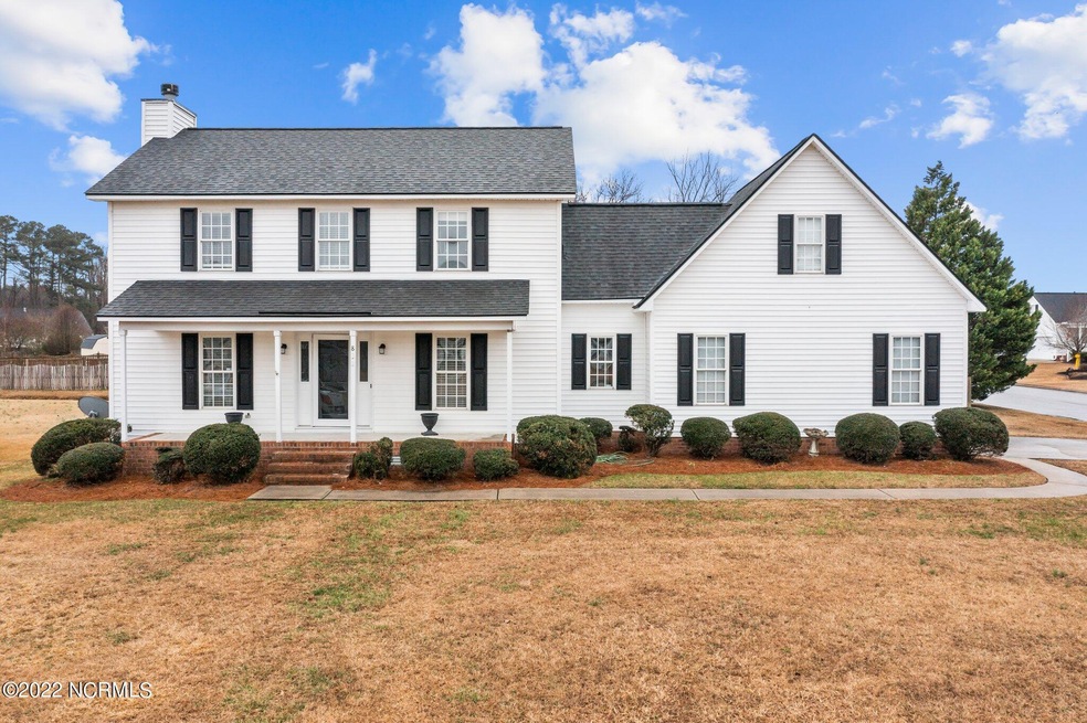 832 Winterfield Dr, Winterville, NC 28590 - photo 1