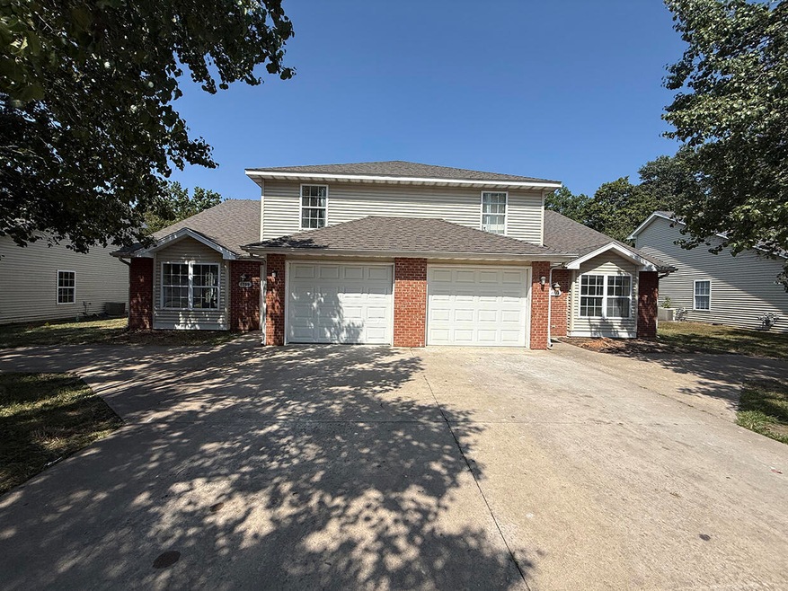 1709 Hanover Blvd unit 1711, Columbia, MO 65202 - photo 1