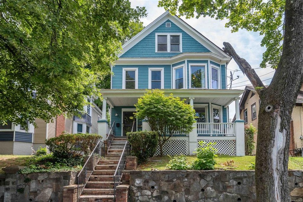 65 N Clinton St unit 1, Poughkeepsie, NY 12601 - photo 1