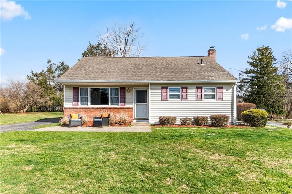 2801 Crescent Dr, Yorktown Heights, NY 10598 - photo 1