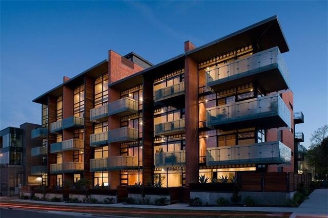 04 Flats Condominiums, Designed by Dick Clark, Bui