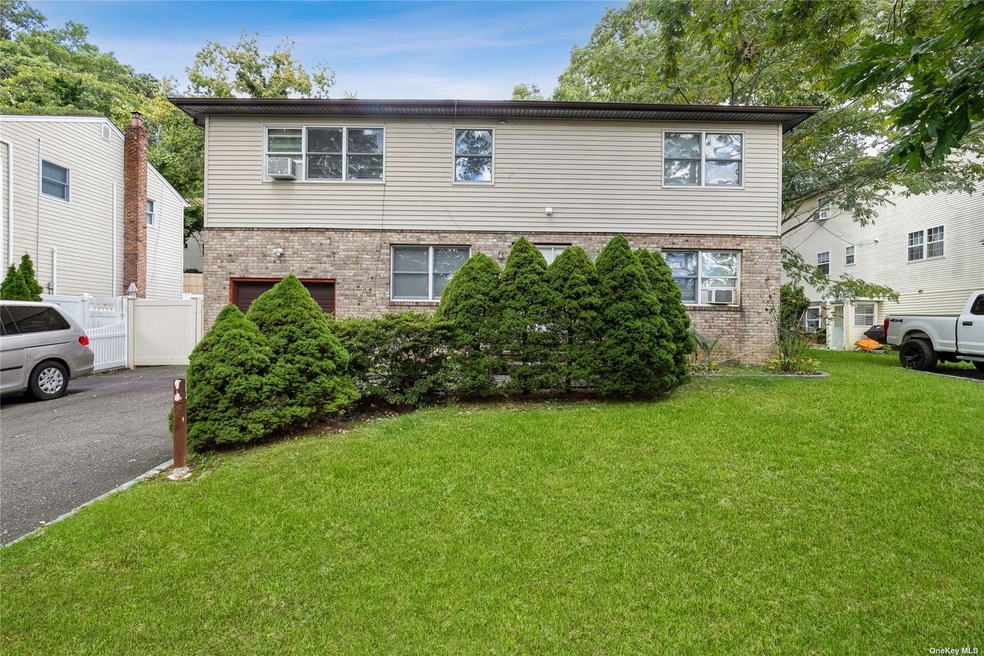 Sold $640,000 • Co-Listing Agent