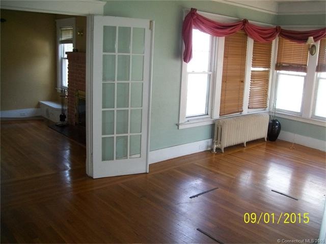 21 Foxon St, New Haven, CT 06513 - photo 1