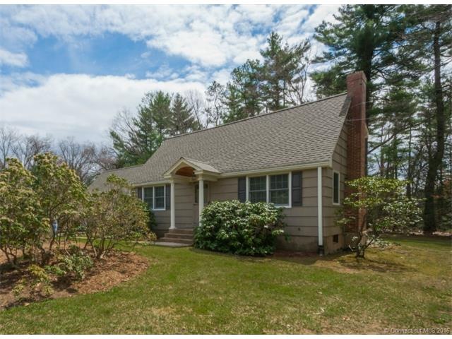 13 Bridlepath. Exterior Painted in 2013. Cedar Sid
