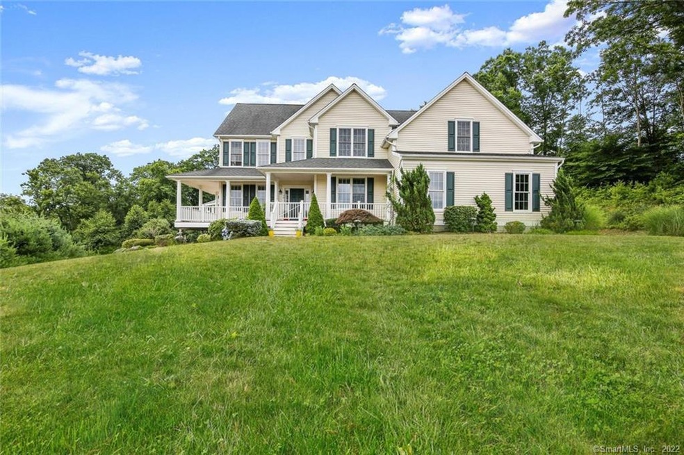 16 Mountain View Ct, Oxford, CT 06478 - photo 1