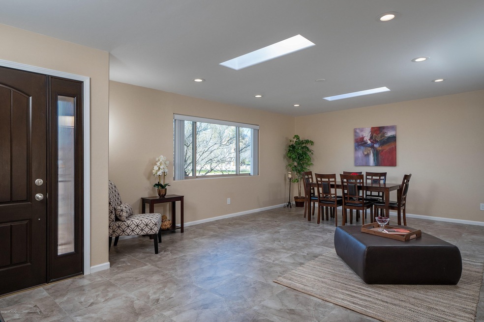 Living/Dining Room