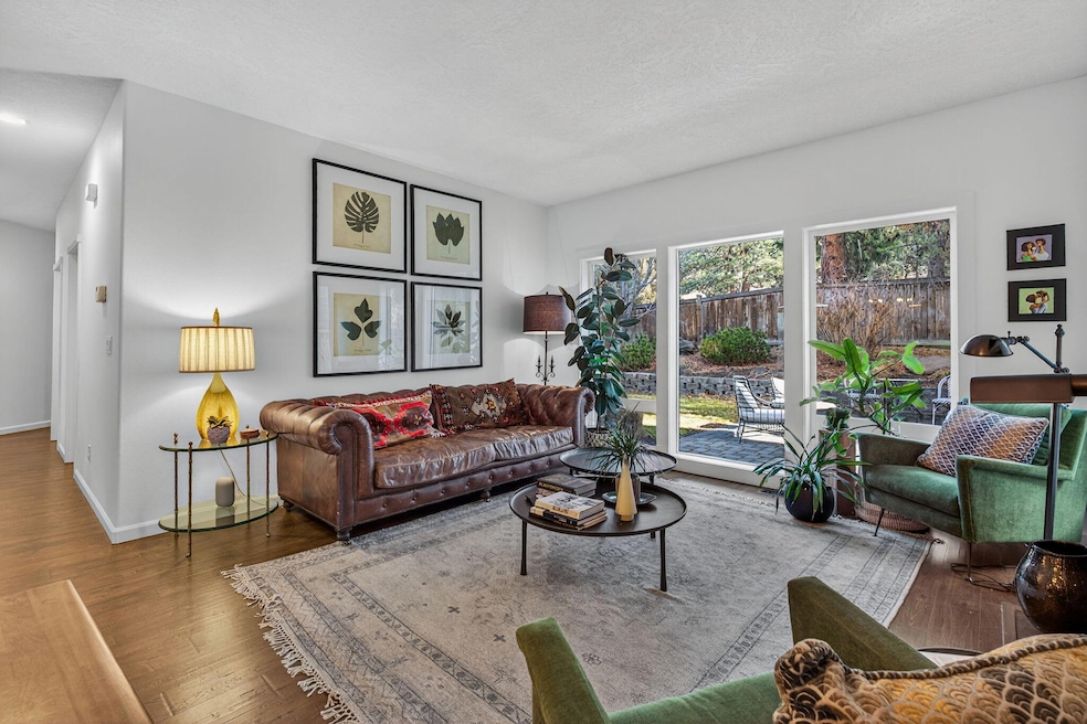 2382 NW Summerhill Dr, Bend, OR 97701 - photo 1