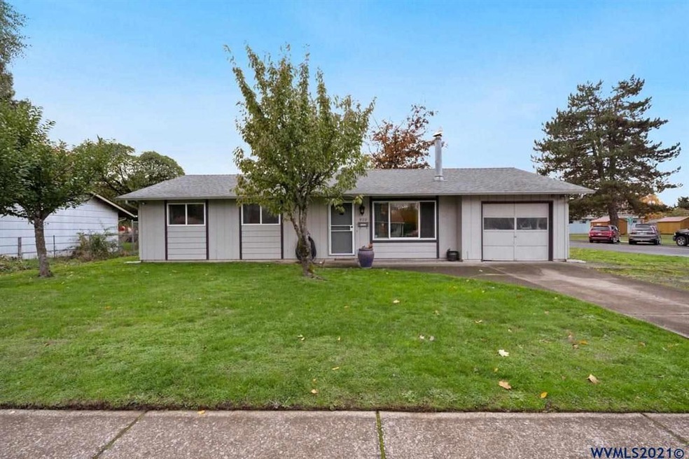 920 S 4th St, Independence, OR 97351 - photo 1