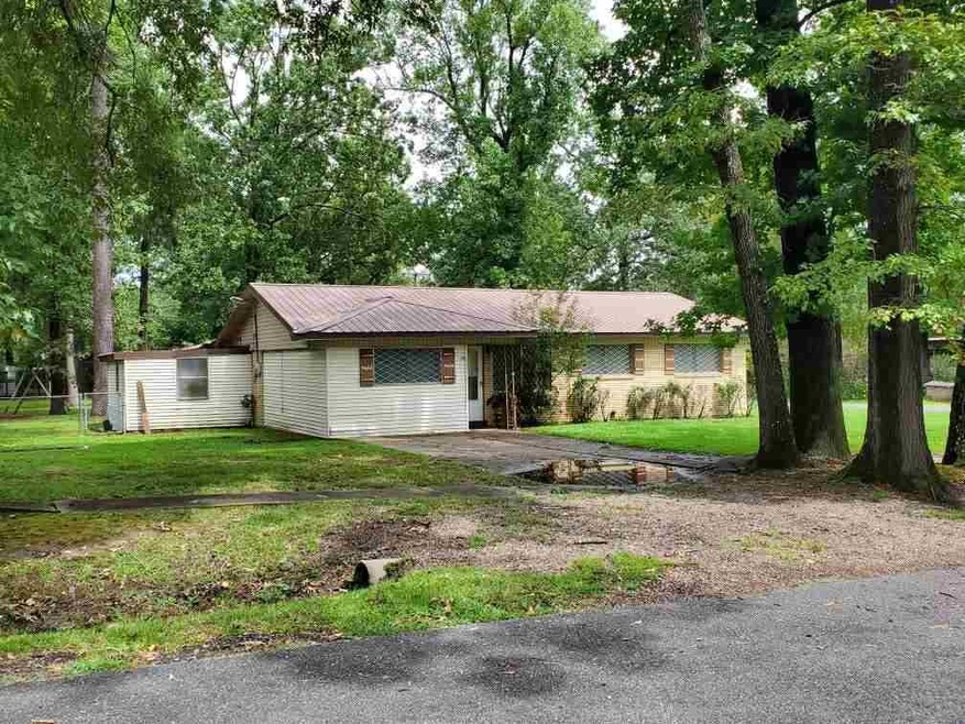 111 Redwood Dr, Texarkana, TX 75501 - photo 1