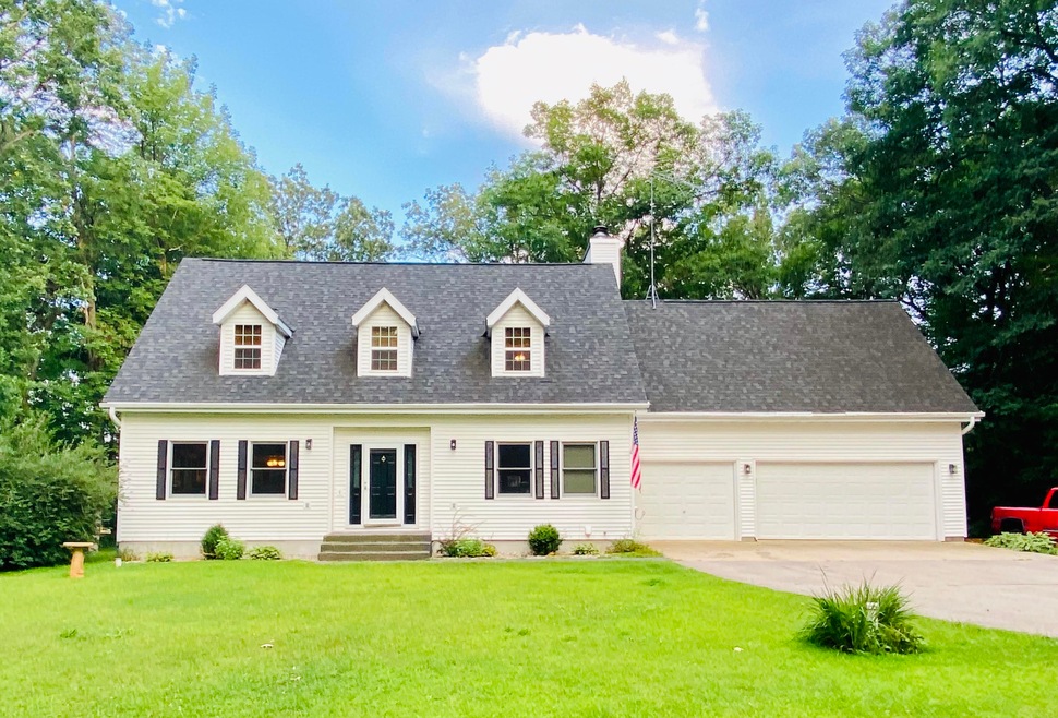 N7030 Shady Lane Cir, Porterfield, WI 54159 - photo 1