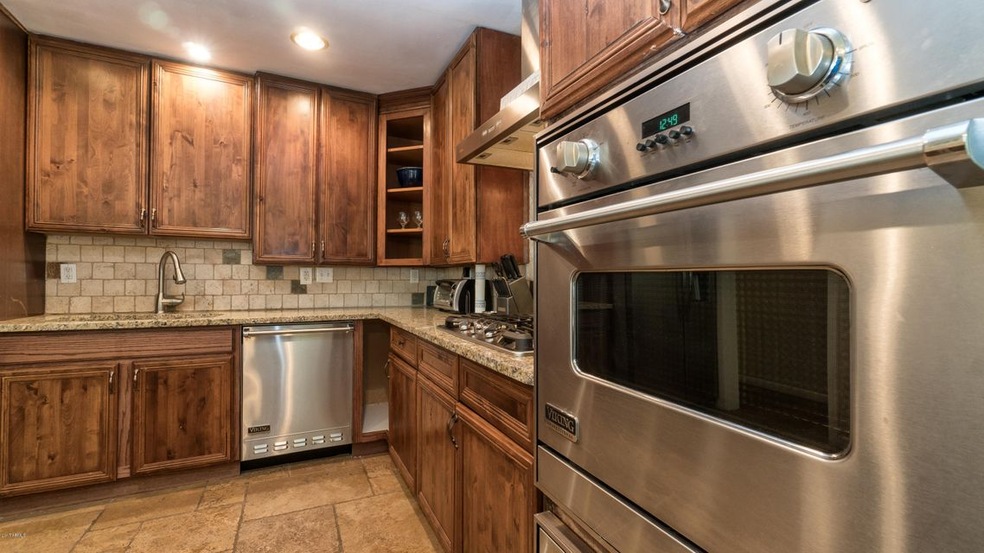 6115 N 17th Ave-11