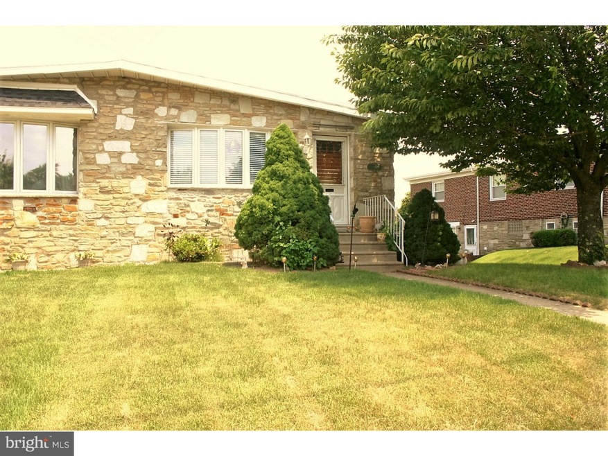 197 Dimarco Dr, Philadelphia, PA 19154 - photo 1