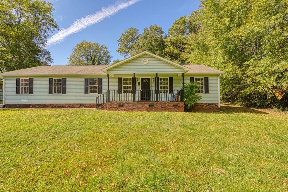 103 Clark Ct, Inman, SC 29349 - photo 1