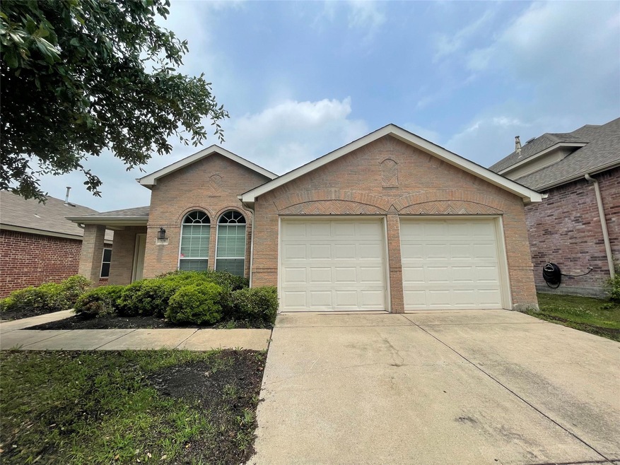 318 Highland Fairway Ln, Wylie, TX 75098 - photo 1