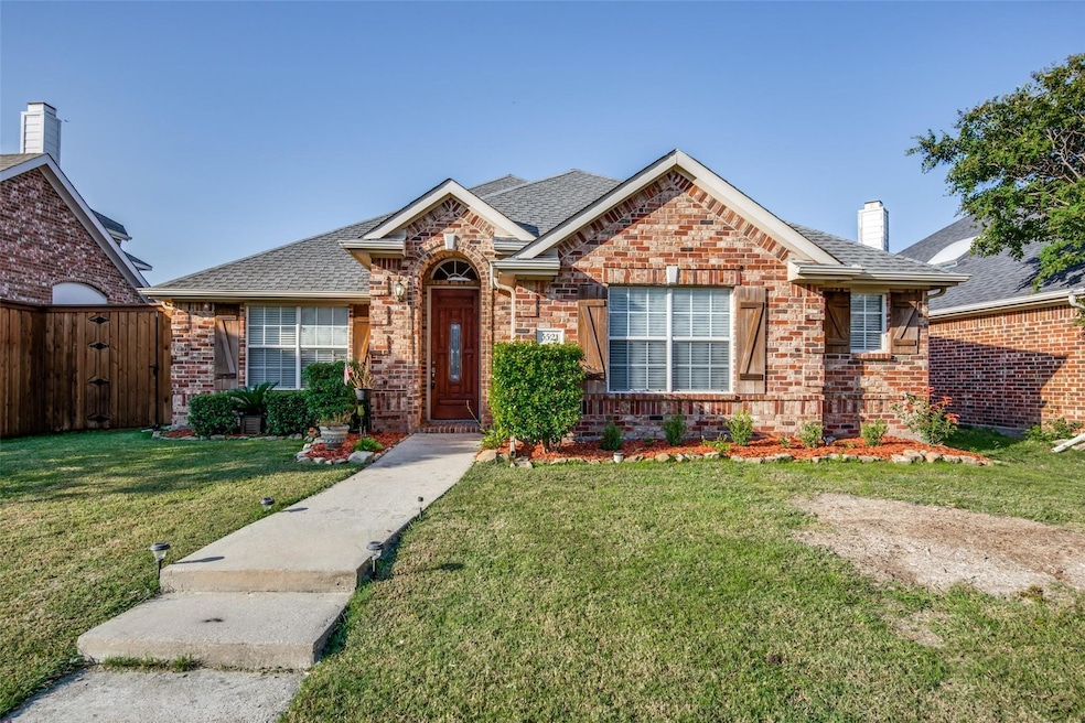 5521 Sundance Dr, the Colony, TX 75056 - photo 1