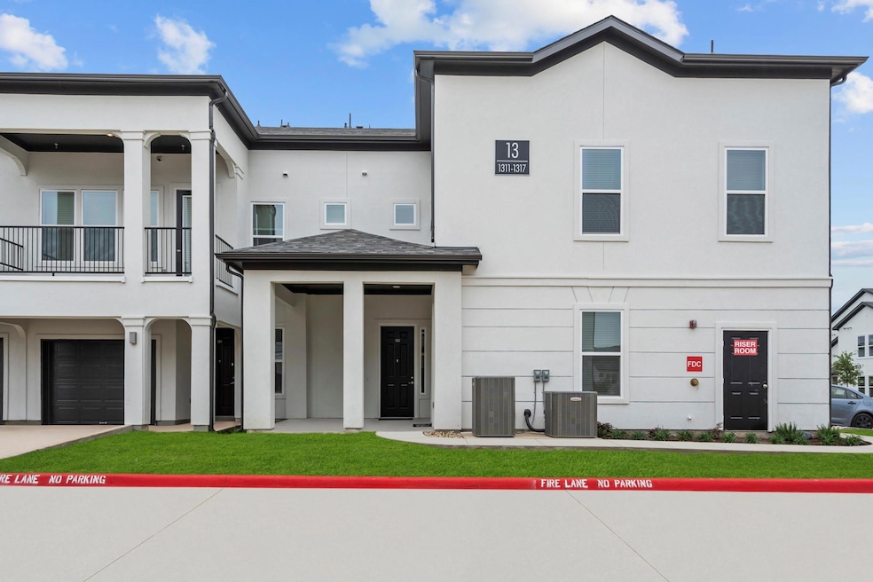 1664 Hillside Terrace unit 1112, Buda, TX 78610 - photo 1