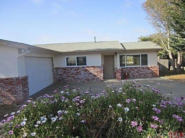 Good curb appeal welcomes you