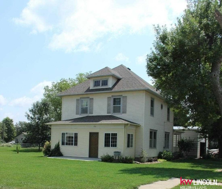712 W Maple Sutton NE 68979, Brokered by Keller Williams Lincoln, Listed locally with Katie VanderLey, Realtor 515-450-8587