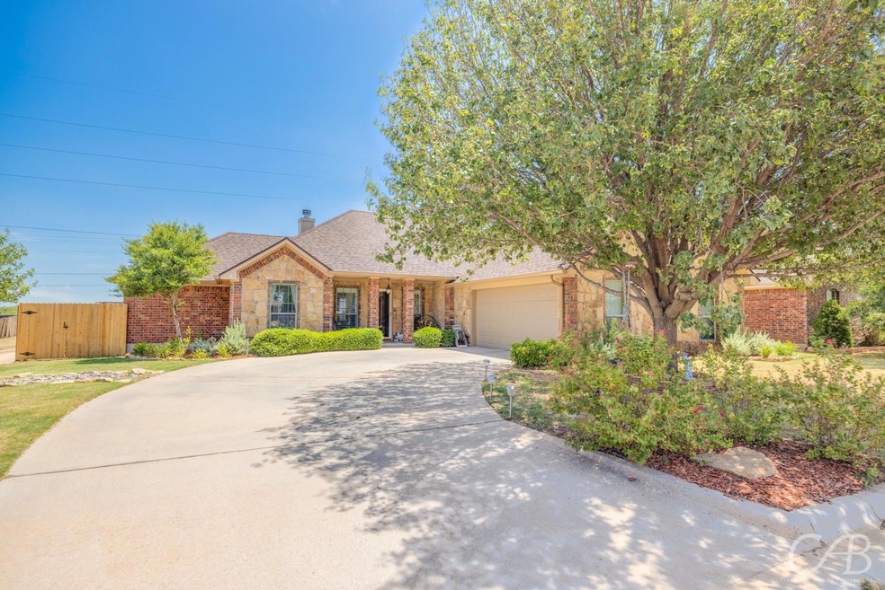 7901 Skyline Dr, Abilene, TX 79606 - photo 1