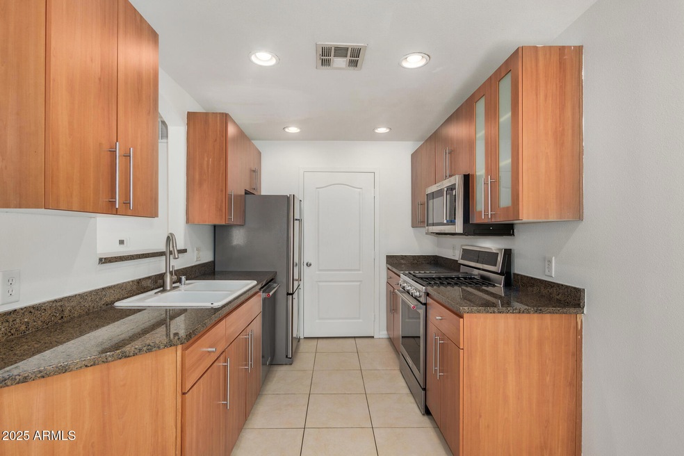 6900 E Princess Dr unit 1253, Phoenix, AZ 85054 - photo 1