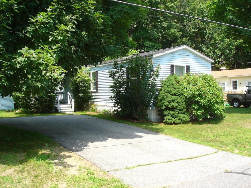 25 Patio Park Ln, Gorham, ME 04038 - photo 1