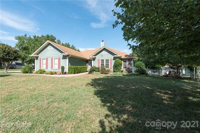 12800 Bradford Hill Ln, Huntersville, NC 28078 - photo 1