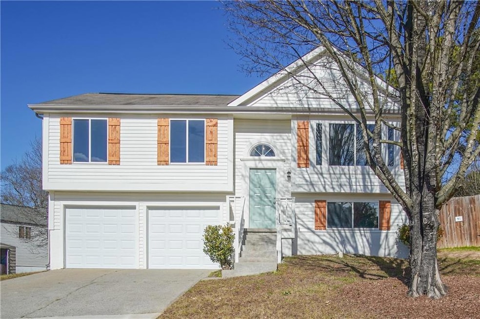 2076 Victoria Place, Lithonia, GA 30058 - photo 1