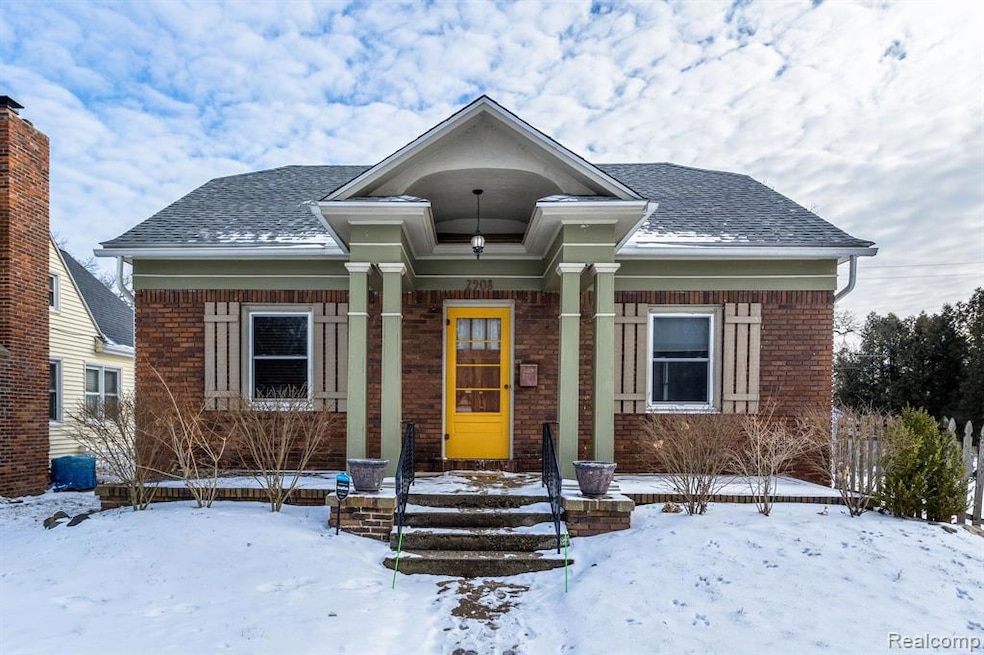 2908 Forest St, Port Huron, MI 48060 - photo 1