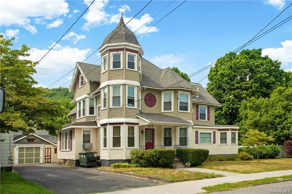 14 Sullivan Ave unit 3, Port Jervis, NY 12771 - photo 1