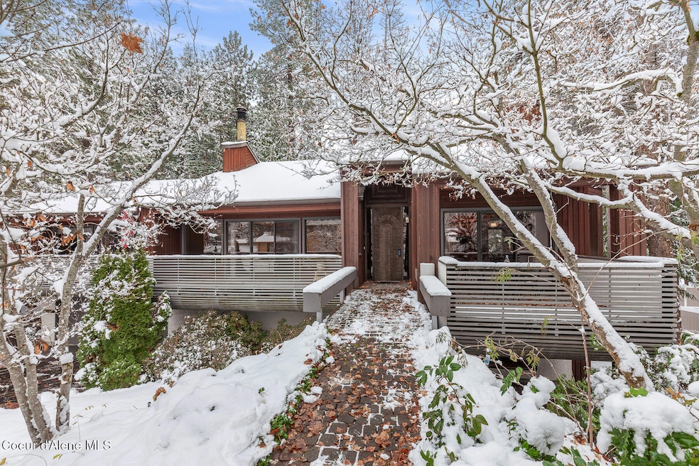 21160 N Circle Rd, Rathdrum, ID 83858 - photo 1