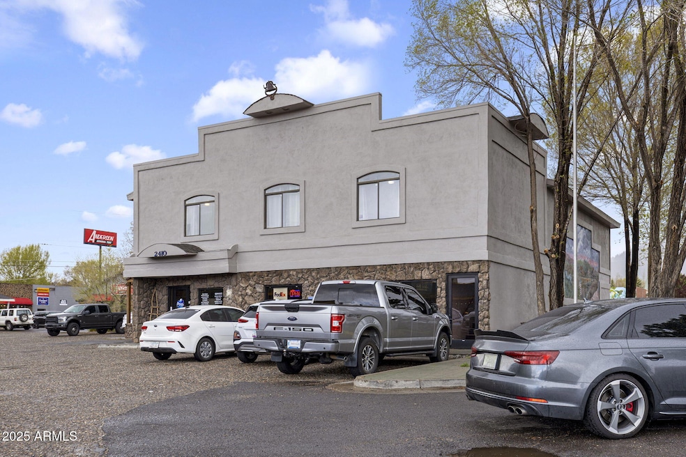 2410 E RTE 66 3
