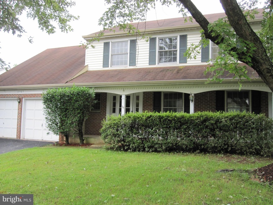 13565 Smallwood Ln, Chantilly, VA 20151 - photo 1